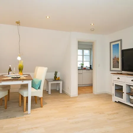 Sylt Island House Апартаменты *
