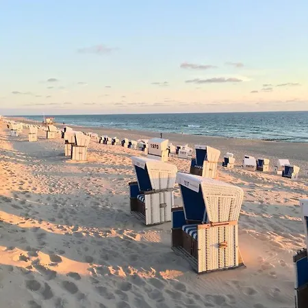 Апартаменты Sylt Island House *