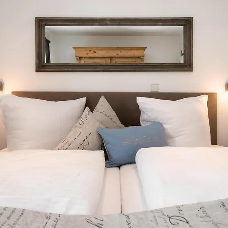 Sylt Island House Апартаменты *
